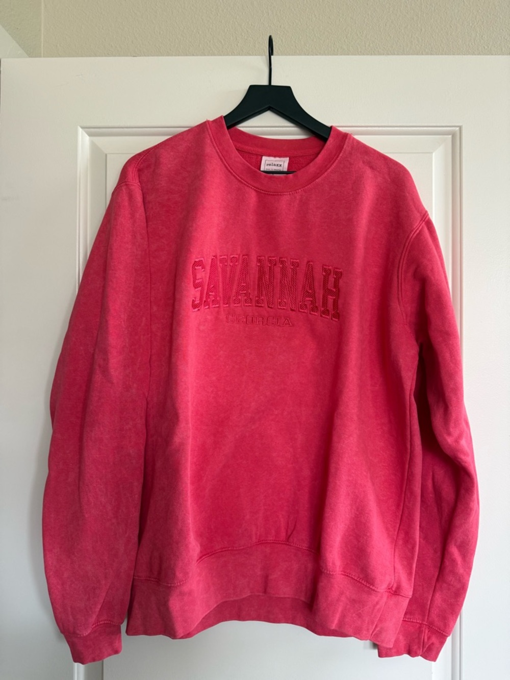 Savannah Embroidered Crewneck Sweatshirt - Rose Pink